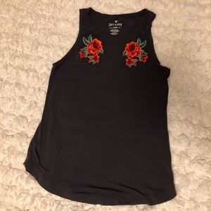 Soft and sexy AE tank with Rose details